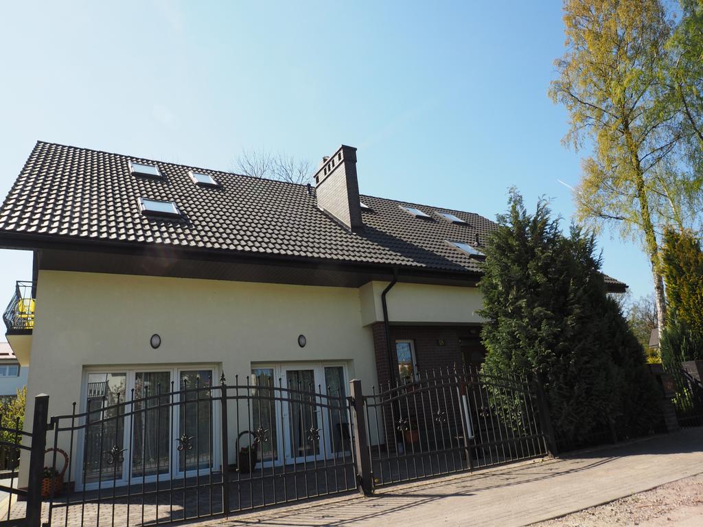 Dom Artusa Ustka Exterior photo